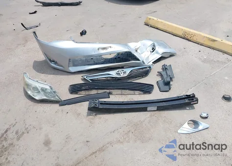 2013 Toyota Camry Xle z USA, uszkodzony, nr VIN 4T4BF1FK5DR285347